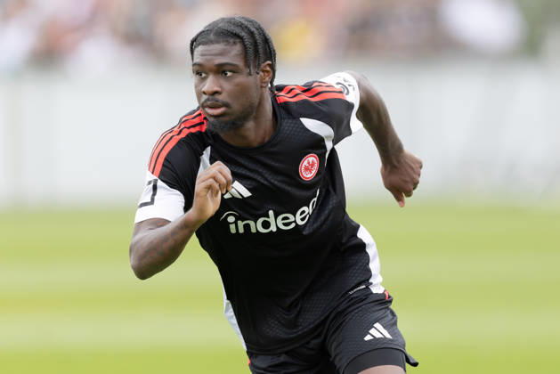 Football, Bundesliga 1, Eric-Junior Dina Ebimbe moves from Eintracht Frankfurt to FC Schalke 04, archive photos