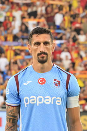 IZMIR, TURKEY - AUGUST 8: Stefan Savic of Trabzonspor during the pre-season friendly match between Goztepe and Trabzonspor at Goztepe Gursel Aksel Stadium on August 8, 2026 in Izmir, Turkey. Izmir Turkey Copyright: xSeskimphotox Goztepe-Trabzon-0808 (202)