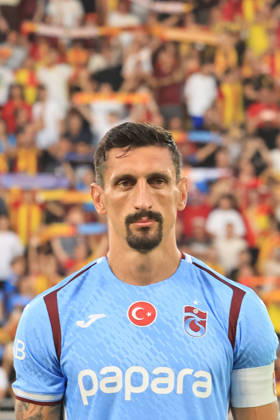 IZMIR, TURKEY - AUGUST 8: Stefan Savic of Trabzonspor during the pre-season friendly match between Goztepe and Trabzonspor at Goztepe Gursel Aksel Stadium on August 8, 2026 in Izmir, Turkey. Izmir Turkey Copyright: xSeskimphotox Goztepe-Trabzon-0808 (203)