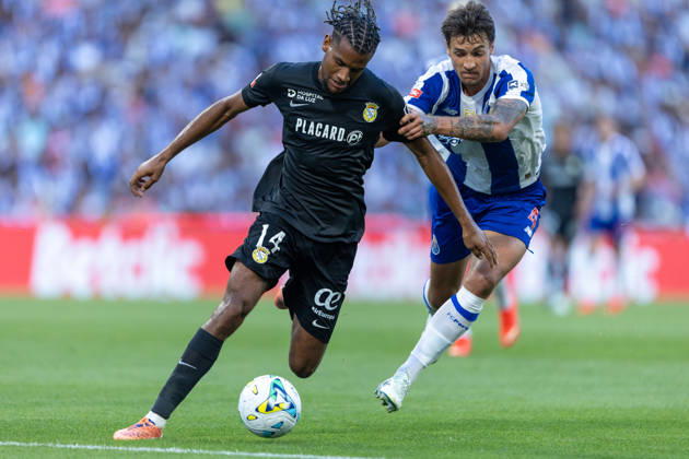 FC Porto v FC Alverca - Liga Portugal Betclic 2026 27 Steven Baseya of FC Alverca is seen in action during the FC Porto versus FC Alverca match for the Liga Portugal Betclic 2026 27 at Estadio do Dragao in Porto, Portugal, on August 9, 2026. Porto Porto Portugal Copyright: xMiguelxLemosx originalFilename:lemos-fcportox260809_npjUL