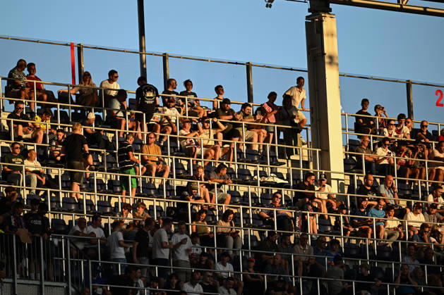 Paris Saint-Germain v Aston Villa - UEFA Super Cup SALZBURG, AUSTRIA - AUGUST 12: Fans are seen at tribune as some wearing protective solar viewing glasses to observe the partial solar eclipse ahead of the UEFA Super Cup match between Paris Saint-Germain and Aston Villa in Salzburg, Austria, on August 12, 2026. Harun Ozalp Anadolu Salzburg Austria. Editorial use only. Please get in touch for any other usage. Copyright: x2026xAnadoluxHarunxOzalpx