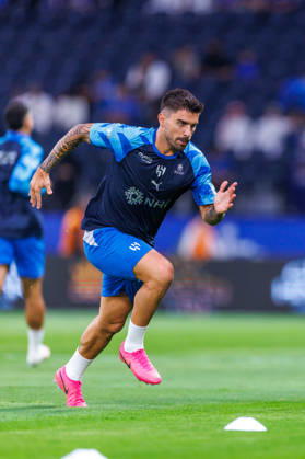 Al Hilal v Al Faisaly: Saudi Pro League RIYADH, SAUDI ARABIA - AUGUST 14: Ruben Neves of team Al Hilal FC warms up during the Saudi Pro League game between Al Hilal and Al Faisaly at Kingdom Arena on August 14, 2026 in Riyadh, Saudi Arabia. (Photo by Abdullah Ahmed IMAGO) Riyadh Kingdom Arena Saudi Arabia Copyright: xAbdullahxAhmedx