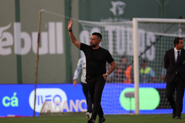 August 15, 2026, Vila Do Conde, Porto, Portugal: VILA DO CONDE, PORTUGAL - AUGUST 15: Francesco Farioli of FC Porto in action during the Liga Portugal Betclic 2026 27 match between Rio Ave and FC Porto at Estadio dos Arcos on August 15, 2026 in Vila do Conde, Portugal. Vila Do Conde Portugal - ZUMAe141 20260815_zsp_e141_016 Copyright: xLuisxEirasx