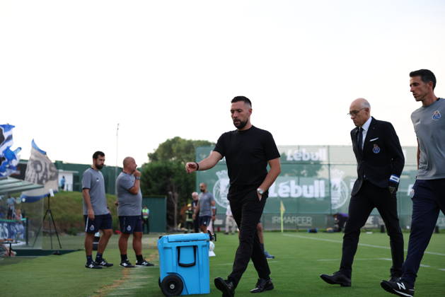 August 15, 2026, Vila Do Conde, Porto, Portugal: VILA DO CONDE, PORTUGAL - AUGUST 15: Francesco Farioli of FC Porto in action during the Liga Portugal Betclic 2026 27 match between Rio Ave and FC Porto at Estadio dos Arcos on August 15, 2026 in Vila do Conde, Portugal. Vila Do Conde Portugal - ZUMAe141 20260815_zsp_e141_007 Copyright: xLuisxEirasx
