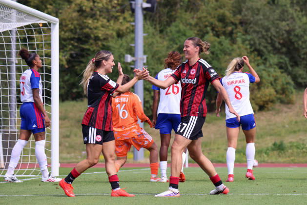 Herzogenaurach, Germany, August 16, 2026 Friendly Match: Olympique Lyon Women vs. Eintracht Frankfurt Women Pictured: Goal scorer Larissa Mühlhaus (SGE), on the right in the photo, scores the 1–0 goal for Frankfurt. Goal scorer Larissa Mühlhaus (SGE) scores the 1–0 goal for Frankfurt and celebrates with Ereleta Memeti (SGE). Copyright: HMBxMedia MadeleinexFantini