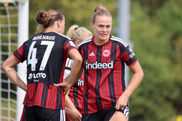 Herzogenaurach, Germany, August 16, 2026 Friendly Match: Olympique Lyon Women vs. Eintracht Frankfurt Women Pictured from left: Goal scorer Larissa Mühlhaus (SGE) scores the 1–0 goal for Frankfurt Goal scorer Larissa Mühlhaus (SGE) scores the 1–0 goal for Frankfurt and speaks with Marthine Oestenstad (SGE) Copyright: HMBxMedia MadeleinexFantini