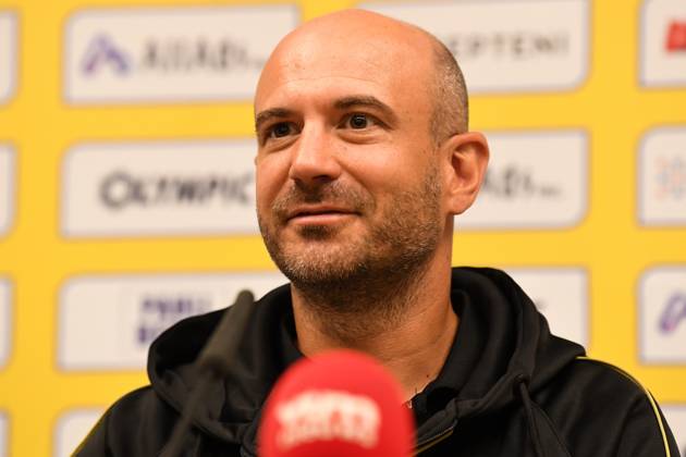 STVV s head coach Frederic De Meyer pictured during a press conference, PK, Pressekonferenz of Belgian soccer team Sint-Truidense V.V., Wednesday 19 August 2026 in Sint-Truiden, in preparations of the first leg of the play-off round for the UEFA Europa League league phase, against Cypriot team AC Omonoia Nicosia. JILLxDELSAUX x183764997x