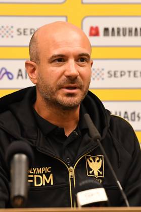 STVV s head coach Frederic De Meyer pictured during a press conference, PK, Pressekonferenz of Belgian soccer team Sint-Truidense V.V., Wednesday 19 August 2026 in Sint-Truiden, in preparations of the first leg of the play-off round for the UEFA Europa League league phase, against Cypriot team AC Omonoia Nicosia. JILLxDELSAUX x183765039x