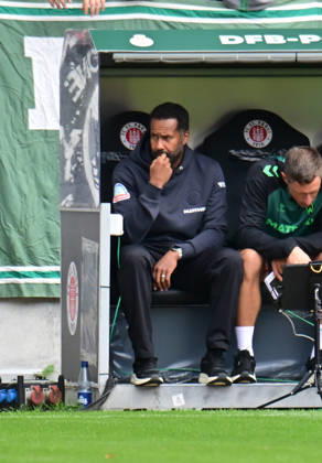 August 22, 2026, GER Soccer, Men, DFB Cup, 1st Round, 2026–2027 Season, Hamburg, Lüneburger SK vs. Werder Bremen, Coach Daniel Thioune, Werder, DFB, DFL regulations prohibit any use of photographs as image sequences and or quasi-video, Hamburg Millerntorstadion, Hamburg, Germany Copyright: xnordphotoxGmbH xWitkex
