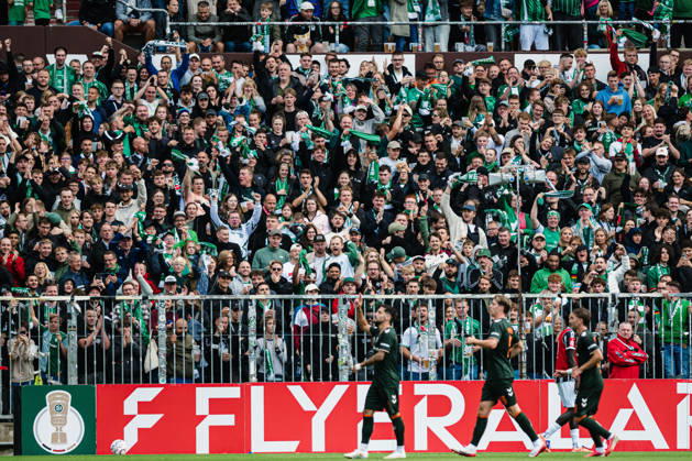 DFB Cup: Lüneburger SK vs. SV Werder Bremen, August 22, 2026 – GOAL, CELEBRATION after Ludovit Reis’s 0–3 goal – Soccer, DFB Cup, First Round: Lüneburger SK vs. SV Werder Bremen on August 22, 2026, at Millerntor Stadium, Hamburg. DFB regulations prohibit any use of photographs as image sequences and or quasi-video. Copyright: xBEAUTIFULxSPORTS Tonhäuserx