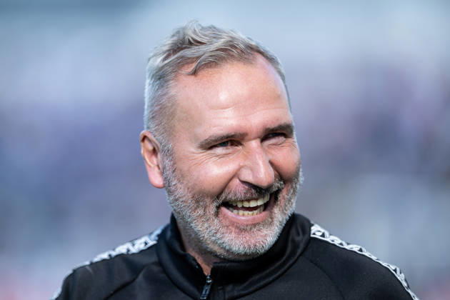 Tim Walter, Head Coach, Holstein Kiel, smiling; Portrait; GER; TSV 1860 Munich vs. Holstein Kiel; Soccer; DFB Cup; 1st Round; 2026–2027 Season; August 22, 2026 DFL and DFB regulations prohibit any use of photographs as image sequences and or quasi-video. Photo: HMB Media, Heike Feiner Copyright: HMBxMedia HeikexFeiner