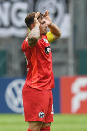 Goal scorer Luca Schnellbacher of SV 07 Elversberg, 24, celebrates his goal to make it 1–0, GER, MSV Duisburg vs. SV 07 Elversberg, Soccer, DFB Cup First Round, 2026–2027 season, August 22, 2026. DFL regulations prohibit any use of photographs as image sequences and or quasi-video. GER, MSV Duisburg vs. SV 07 Elversberg, soccer, DFB Cup First Round, 2026–2027 Season, August 22, 2026, Duisburg Copyright: xEibner-Pressefoto ThomasxThienelx EP_TTL
