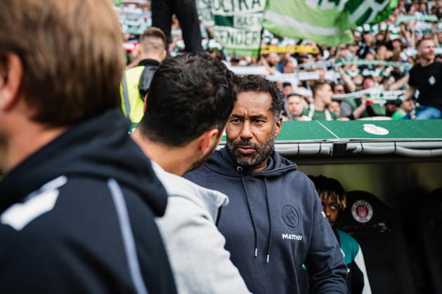 DFB Cup: Lüneburger SK vs. SV Werder Bremen, August 22, 2026; Tarek Gibbah, coach of Lüneburger SK; Hansa with Daniel Thioune, coach of SV Werder Bremen; soccer, DFB Cup, First Round: Lüneburger SK vs. SV Werder Bremen on August 22, 2026, at Millerntor Stadium, Hamburg. DFB regulations prohibit any use of photographs as image sequences and or quasi-video. Copyright: xBEAUTIFULxSPORTS Tonhäuserx