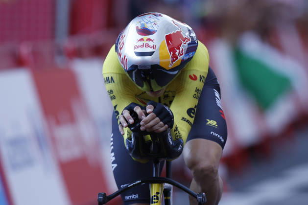 Belgian rider Wout van Aert (Visma) in action during Tour of Spain s first stage, a 9.4 kilometers time trial in Monaco, 22 August 2026. First stage. Time trial in Monaco (9.4 km) !ACHTUNG: NUR REDAKTIONELLE NUTZUNG!  Copyright: xJavierxLizónx GRAF3285 20260822-55021203868_1