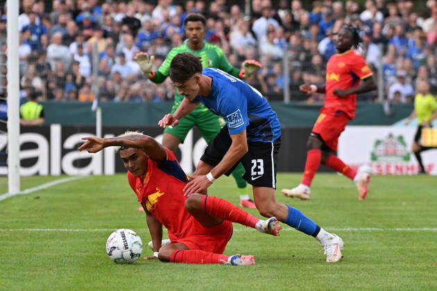 August 22, 2026, xjhx, Soccer, DFB Cup, First Round, Eintracht Trier vs. RB Leipzig: Antonio Nusa (RB Leipzig) vs. Frederik Rahn (SV Eintracht Trier 05), tackle, action, battle for the ball, Trier