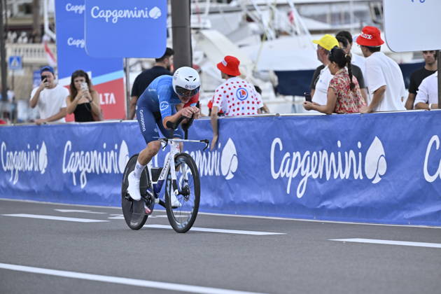 Start of the Vuelta a Espana in Monaco A cyclist at the start of the Vuelta a Espana on August 22, 2026, in Monaco, France. The 2026 Vuelta a Espana begins today, August 22, in Monaco and ends on Sunday, September 13, in Granada. There will be 21 stages, covering 3,275 km and featuring more than 58,000 meters of cumulative elevation gain. For the first time, the final finish will not be in Madrid, but in the vicinity of the Alhambra. AUGUST 22, 2026 CYCLING TOUR ROYALTY CYCLING BIKES BICYCLES TIME TRIAL START FIRST STAGE MONACO TOUR CASINO Monaco France Monaco France Spain Copyright: xLaurentxCoustx xEuropaxPressx 7726453