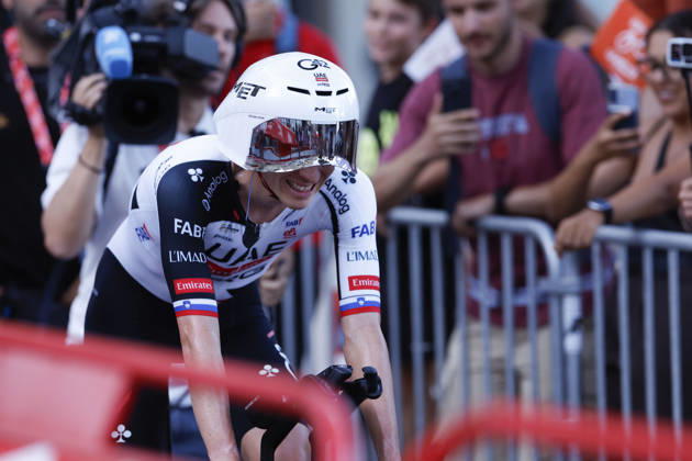 Slovene rider Tadej Pogacar (UAE Emirates) reacts after winning Tour of Spain s first stage, a 9.4 kilometers time trial in Monaco, 22 August 2026. First stage. Time trial in Monaco (9.4 km) !ACHTUNG: NUR REDAKTIONELLE NUTZUNG!  Copyright: xJavierxLizónx GRAF3312 20260822-55021204023_1