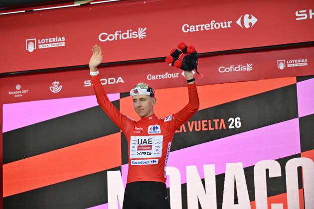 Start of the Vuelta a Espana in Monaco Cyclist Tadej Pogacar receives the red jersey as the leader in the first stage of the Vuelta a Espana on August 22, 2026, in Monaco, France. The 2026 Vuelta a Espana kicks off today, August 22, in Monaco and ends on Sunday, September 13, in Granada. There will be 21 stages, covering 3,275 km and more than 58,000 meters of cumulative elevation gain. For the first time, the final finish will not be in Madrid, but in the vicinity of the Alhambra. AUGUST 22, 2026 CYCLING TOUR ROYALTY CYCLING BIKES BICYCLES TIME TRIAL START FIRST STAGE MONACO TOUR CASINO Monaco France Monaco France Spain Copyright: xLaurentxCoustx xEuropaxPressx 7726616