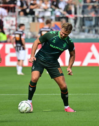 August 22, 2026, GER Soccer, Men, DFB Cup, 1st Round, 2026–2027 Season, Hamburg, Lüneburger SK vs. Werder Bremen, Niclas Füllkrug (Werder 10) warming up. DFB and DFL regulations prohibit any use of photographs as image sequences and or quasi-video. Hamburg Millerntorstadion, Hamburg, Germany Copyright: xnordphotoxGmbH xWitkex