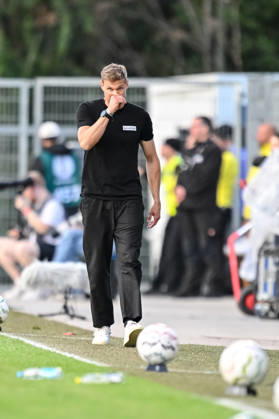 Arminia Bielefeld coach Oliver Kirch gestures during the DFB Cup first-round match between SG Sonnenhof Grossaspach and Arminia Bielefeld, at the Wir machen Druck Arena on August 22, 2026, in Grossaspach, Germany. Photo by Harry Langer, DeFodi Images. Coach Oliver Kirch of Arminia Bielefeld gestures during the DFB Cup first-round match between SG Sonnenhof Grossaspach and Arminia Bielefeld at the Wir machen Druck Arena on August 22, 2026 in Grossaspach, Germany. Photo by Harry Langer, DeFodi Images. Photo by Harry Langer, DeFodi Images. DFB and DFL regulations prohibit any use of photographs as image sequences and or quasi-video.