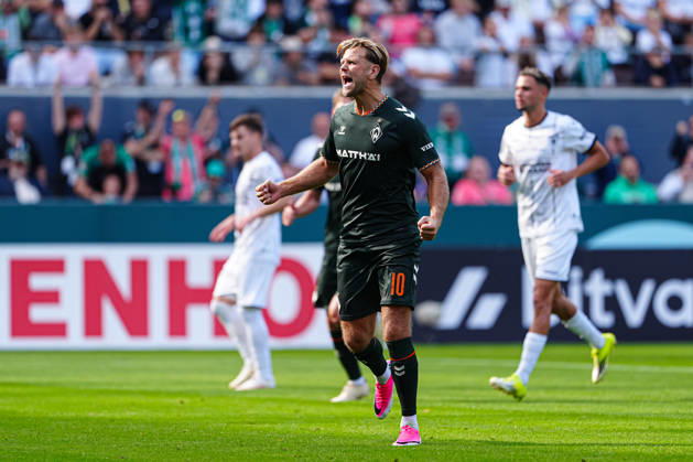 Goal celebration after Niclas Füllkrug scored the 0-2 goal on a penalty kick for SV Werder Bremen, August 10, 2026, Lüneburger SK Hansa vs. SV Werder Bremen, soccer, DFB Cup, 1st round, 2026–2027 season, August 22, 2026, GER, Lüneburger SK Hansa vs. SV Werder Bremen, Soccer, DFB Cup, First Round, 2026–2027 Season, August 22, 2026, Hamburg Copyright: xEibner-Pressefoto MarcelxvonxFehrnx EP_MFN