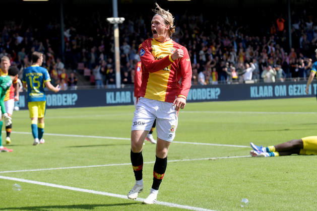 2026-08-23 Go Ahead Eagles v ADO Den Haag - VriendenLoterij Eredivisie DEVENTER, NETHERLANDS - AUGUST 23: Soren Tengstedt of Go Ahead Eagles celebrates 1-0 during the VriendenLoterij Eredivisie match between Go Ahead Eagles and ADO Den Haag at De Adelaarshorst on August 23, 2026 in Deventer, Netherlands. Deventer De Adelaarshorst Netherlands Content not available for redistribution in The Netherlands directly or indirectly through any third parties. Copyright: xDennisxBresserx