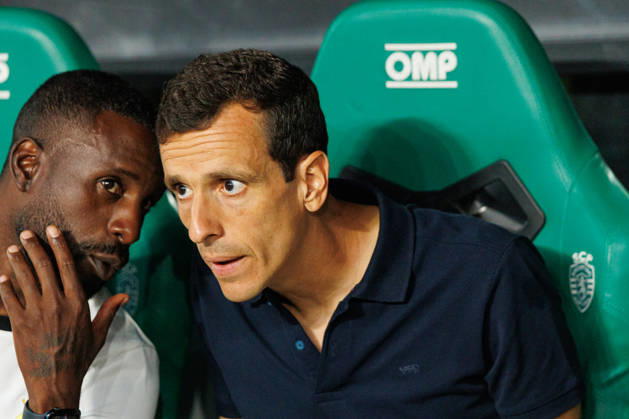 Sergio Ferreira head coach Of Fc Alverca seen during Betclic League game between teams of Sporting CP and FC Alverca (Luis Loureiro Ball Raw Images) Lisboa Estadio Jose Alvalade Portugal Copyright: xLuisxLoureirox LuisloureiroSCPAlverca1-7901