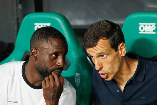 Sergio Ferreira head coach Of Fc Alverca seen during Betclic League game between teams of Sporting CP and FC Alverca (Luis Loureiro Ball Raw Images) Lisboa Estadio Jose Alvalade Portugal Copyright: xLuisxLoureirox LuisloureiroSCPAlverca1-7904