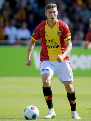 2026-08-23 Go Ahead Eagles v ADO Den Haag - VriendenLoterij Eredivisie DEVENTER, NETHERLANDS - AUGUST 23: Alfons Sampsted of Go Ahead Eagles during the VriendenLoterij Eredivisie match between Go Ahead Eagles and ADO Den Haag at De Adelaarshorst on August 23, 2026 in Deventer, Netherlands. Deventer De Adelaarshorst Netherlands Content not available for redistribution in The Netherlands directly or indirectly through any third parties. Copyright: xDennisxBresserx