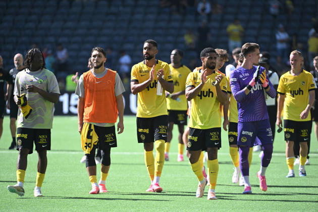 BERN, SWITZERLAND, AUGUST 23: The BSC Young Boys players are celebrating their victory after the game during the Swiss Super League match between BSC Young Boys and FC Vaduz at Wankdorf Stadium on August 23, 2026, in Bern, Switzerland. Bern, Wankdorf Stadium, Bern, Switzerland Copyright: xJustPictures.ch ManuelxWinterbergerx jp-en-EuSpIm-MWI_2474