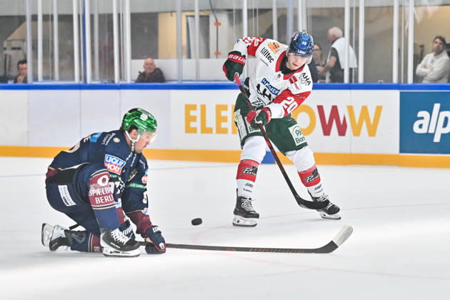 Dolomites Cup 2026: Eisbären Berlin vs. Augsburger Panther, August 23, 2026, NEUMARKT, ITALY, AUGUST 23: A showdown between Gabriel FONTAINE of the Eisbären Berlin ’97 and Philipp KRAUß of the Augsburger Panther 20 during the exhibition game between the Eisbären Berlin and the Augsburger Panther at the Dolomiten Cup in the Würth Arena in Neumarkt Copyright: xBEAUTIFULxSPORTS Goldbergx