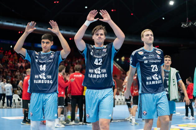 Mahmoud El Shobaky No. 14, HCH Hamburg; Jan Christian Schmidt No. 42, HCH Hamburg; and Einar Olafsson No. 23, HCH Hamburg, celebrating after the final whistle GER, MTV Braunschweig vs. HCH Hamburg, handball, DHB Cup, 1st round, 2026–27 season, August 23, 2026, GER, MTV Braunschweig vs. HCH Hamburg, Handball, DHB Cup, Round 1, 2026–27 season, August 23, 2026, Braunschweig Copyright: xEibner-Pressefoto DanielxREINELTx EP_DRT