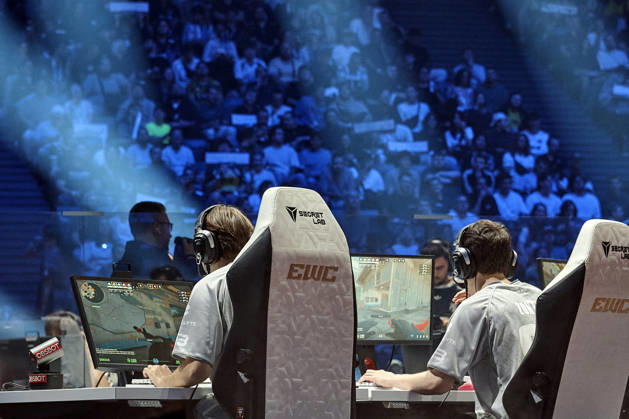 Paris France.23 Aout 2026 Edition 2026 de la Coupe du Monde d Esport 7ᵉ semaine de l Esports World Cup 2026 finales de Counter-Strike 2 a l EWC 2026, a l Accor Arena 2026 edition of the Esports World Cup 7th week of the Esports World Cup 2026 Counter-Strike 2 finals at the EWC 2026, at the Accor Arena in Paris, France.August 23, 2026 NEWS, ILLUSTRATION ESPORT, JEUX VIDEOS, JEU VIDEO, COMPETITION, TOURNOI, ILLUSTRATION, ELECTRONIQUE, E SPORT, GAMER, GAMERS COMPETITION NEWS, ESPORT ILLUSTRATION, VIDEO GAMES, VIDEO GAME, COMPETITION, TOURNAMENT, ILLUSTRATION, ELECTRONIC SPORT, E SPORT, GAMER, GAMERS COMPETITION SPECTATEUR AMBIANCE NEWS, ESPORT ILLUSTRATION, VIDEO GAMES, VIDEO GAME, COMPETITION, TOURNAMENT, ILLUSTRATION, ESPORT, ESPORT, GAMER, GAMERS COMPETITION NEWS, ESPORT ILLUSTRATION, VIDEO GAMES, VIDEO GAME, COMPETITION, TOURNAMENT, ILLUSTRATION, ELECTRONIC SPORT, E SPORT, GAMER, GAMERS COMPETITION SPECTATOR ATMOSPHERE Copyright: xBrunoxLevesquex