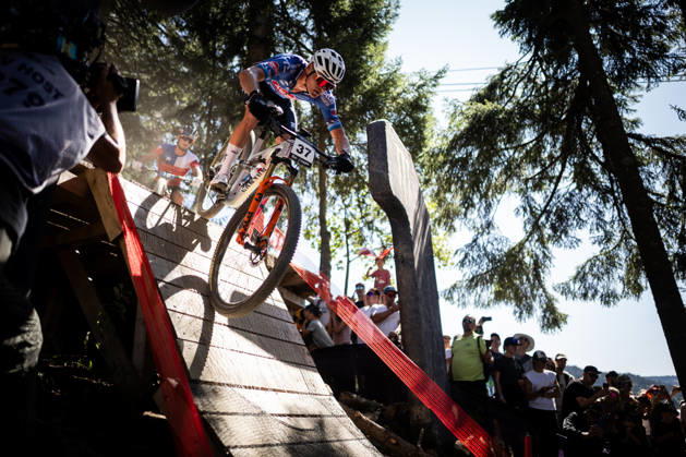 Dutch cyclist Mathieu van der Poel finished second in the UCI Mountain Bike Cross-Country World Cup race in Les Gets, France, on August 23, 2026. (CTKxPhoto MichalxCerveny) CTKPhotoF202608230014301  CTKPhotoF202608230014301