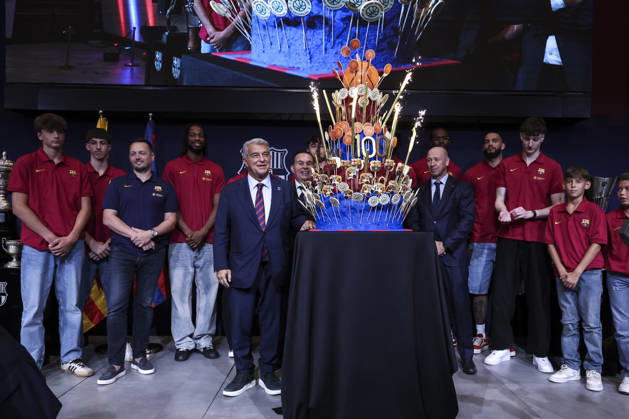 August 24, 2026, Barcelona, Barcelona, Spain: Joan Laporta, President of FC Barcelona, Barca with cake celebratory during presentation of the Centenary events of the FC Barcelona Basketball section at Auditori 1899 on August 24, 2026 in Barcelona, Spain. Barcelona Spain - ZUMAa181 20260824_zaa_a181_009 Copyright: xJavierxBorregox
