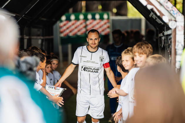 DFB Cup: Lüneburger SK vs. SV Werder Bremen, August 22, 2026; Marian Kunze, Lüneburger SK; Hansa, 10, in the players tunnel before kickoff; Soccer, DFB Cup, First Round: Lüneburger SK vs. SV Werder Bremen on August 22, 2026, at Millerntor Stadium, Hamburg. DFB regulations prohibit any use of photographs as image sequences and or quasi-video. Copyright: xBEAUTIFULxSPORTS Tonhäuserx