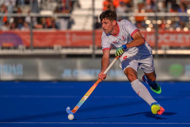 Hockey World Cup Day Ten Nick Park of England breaks forward with the ball during the match against Netherlands in Pool E of the 2026 FIH Hockey World Cup at Wagener Stadium, Amstelveen 24 08 2026 UK Newspapers OUT Copyright: xGraemexWilcocksonx FIL-23822-0076