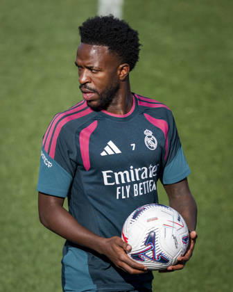 Real Madrid training session Vinicius Junior of Real Madrid CF is seen training with his teammates during the training session ahead of their LaLiga EA Sports football match against Real Sociedad at Ciudad Real Madrid on August 25, 2026 in Madrid, Spain. Madrid Ciudad Real Madrid Madrid Spain Copyright: xAlbertoxGardinx AGardin_20260825_Foot_Rea_Mad_Tra_0081