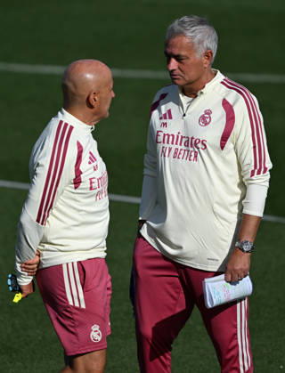 Real Madrid s training session MADRID, SPAIN - AUGUST 25: Head Coach Jose Mourinho of Real Madrid leads a training session at the club s Valdebebas training facilities ahead of their La Liga match against Real Sociedad, on August 25, 2026 in Madrid, Spain. Burak Akbulut Anadolu Madrid Spain. Editorial use only. Please get in touch for any other usage.  Copyright: x2026xAnadoluxBurakxAkbulutx