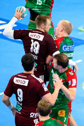 Munich HBL Super Cup 2026 SC Magdeburg, Fuechse Berlin: Mathias Gidsel (Berlin), Magnus Saugstrup Jensen (SC Magdeburg), Frederik Simak (Berlin), Felix Claar (Magdeburg); Hylo Advertising; Munich; SAP Garden; Bavaria; Germany