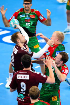Munich HBL Super Cup 2026 SC Magdeburg, Fuechse Berlin: Mathias Gidsel (Berlin), Magnus Saugstrup Jensen (SC Magdeburg), Frederik Simak (Berlin), Felix Claar (Magdeburg); Munich, SAP Garden, Bavaria, Germany