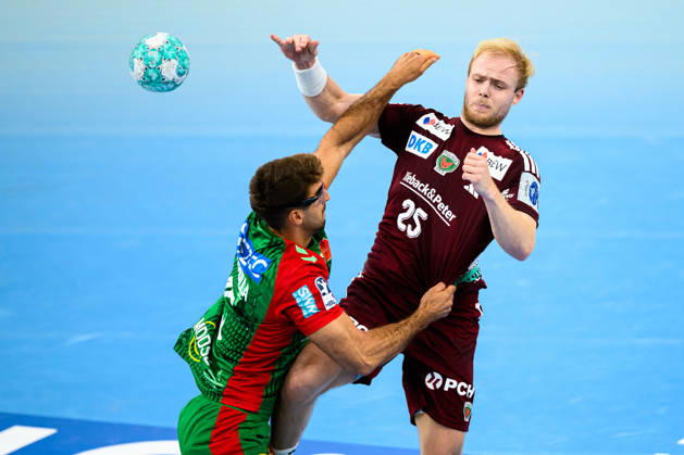 Munich HBL Super Cup 2026: SC Magdeburg vs. Fuechse Berlin; Antonio Serradilla (SC Magdeburg) and Matthes Langhoff (Berlin) go head-to-head; Munich SAP Garden, Bavaria, Germany