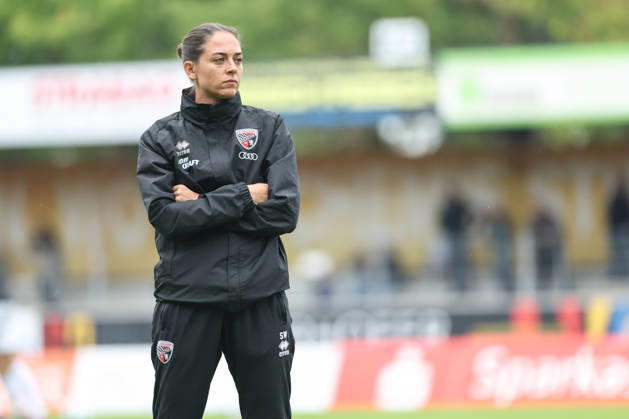Toto Cup: SV Wacker Burghausen vs. FC Ingolstadt 04 on the sidelines, players bench: Head Coach Sabrina Wittmann, FCI; Toto Cup: SV Wacker Burghausen vs. FC Ingolstadt 04, 2026–2027 season