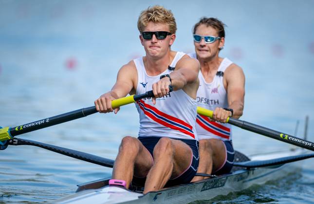 AMSTERDAM - Jonathan Wang-Norderud and Syvert Senumstad (NOR) in action in the men s pair without cox on the third day of the World Rowing Championships at the Bosbaan in the Amsterdam Forest. IRIS VAN DEN BROEK ANP xVIxANPxSportx xxANPxIVx 566311696 originalFilename: 566311696.jpg