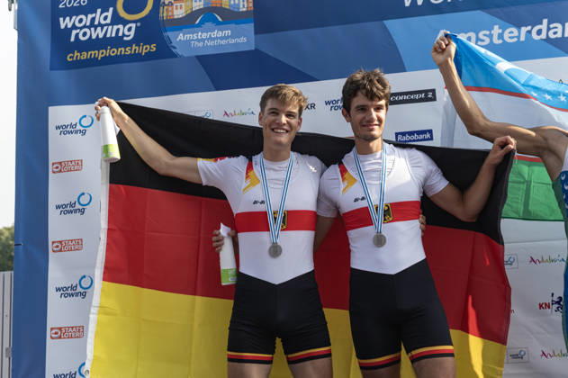 Amsterdam The Netherlands 27th August 2026 2026 World Rowing Championships on the Bosbaan in Amsterdam Lightweight Men s Double Sculls Final A (Final) Medal ceremony Naveen Alexander Shah and Maximilian Ruehling (GER) win silver watersport,