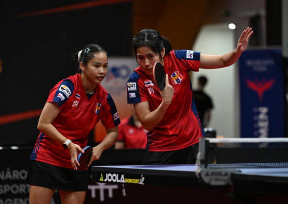 From left Orawan Paranang and Suthasini Sawettabut of Thailand in action during the match against Rin Mende and Misuzu Takeya of Japan during the women s doubles Table tennis, Tischtennis final at the WTT Feeder in Olomouc, Czech Republic, on August 28, 2026. (CTKxPhoto LudekxPerina) CTKPhotoP2026082806098  CTKPhotoP2026082806098