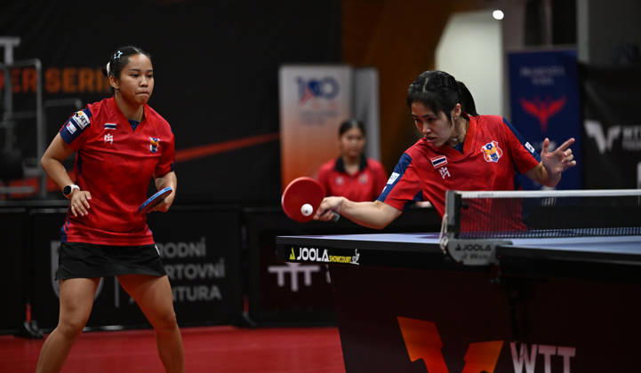 From left Orawan Paranang and Suthasini Sawettabut of Thailand in action during the match against Rin Mende and Misuzu Takeya of Japan during the women s doubles Table tennis, Tischtennis final at the WTT Feeder in Olomouc, Czech Republic, on August 28, 2026. (CTKxPhoto LudekxPerina) CTKPhotoP2026082806107  CTKPhotoP2026082806107