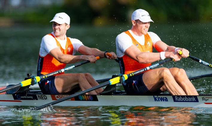 AMSTERDAM - Simon van Dorp and Melvin Twellaar in action during the men s double sculls final on the fifth day of the World Rowing Championships at the Bosbaan in the Amsterdam Forest. IRIS VAN DEN BROEK ANP xVIxANPxSportx xxANPxIVx 566443511 originalFilename: 566443511