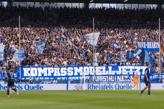 August 28, 2026, Soccer, Matchday 3 of the 2. Bundesliga, VfL Bochum 1848 vs. VfL Osnabrück. VfL Bochum fans hold up a banner calling for the Kompass model for the Bochum Regional League. Vonovia Ruhrstadion, North Rhine-Westphalia, Germany. xRHR PHOTO DEx Copyright: DennisxEwert RHR-FOTOx RHR-FOTO DE