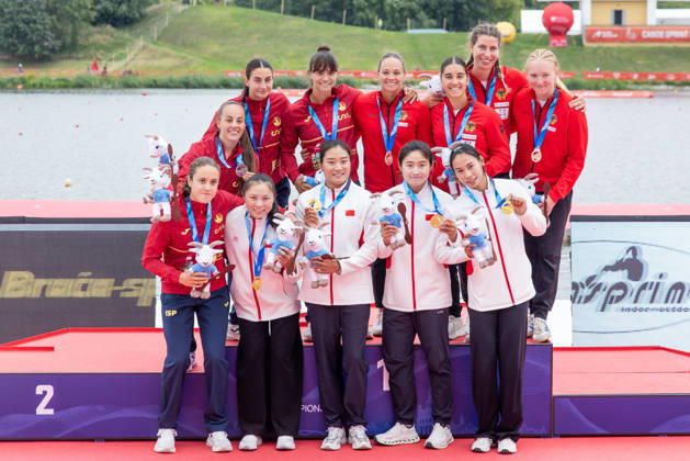 ICF Canoe Sprint and Paracanoe World Championships Team Spain, Team China, Team Germany: K4 Women medal ceremony during ICF Canoe Sprint and Paracanoe World Championships in Poznan, Poland, on August 28, 2026 Poznan Poland Copyright: xFotoxOlimpikx originalFilename:jastrzebowski-icfcanoe260826_npZ2L